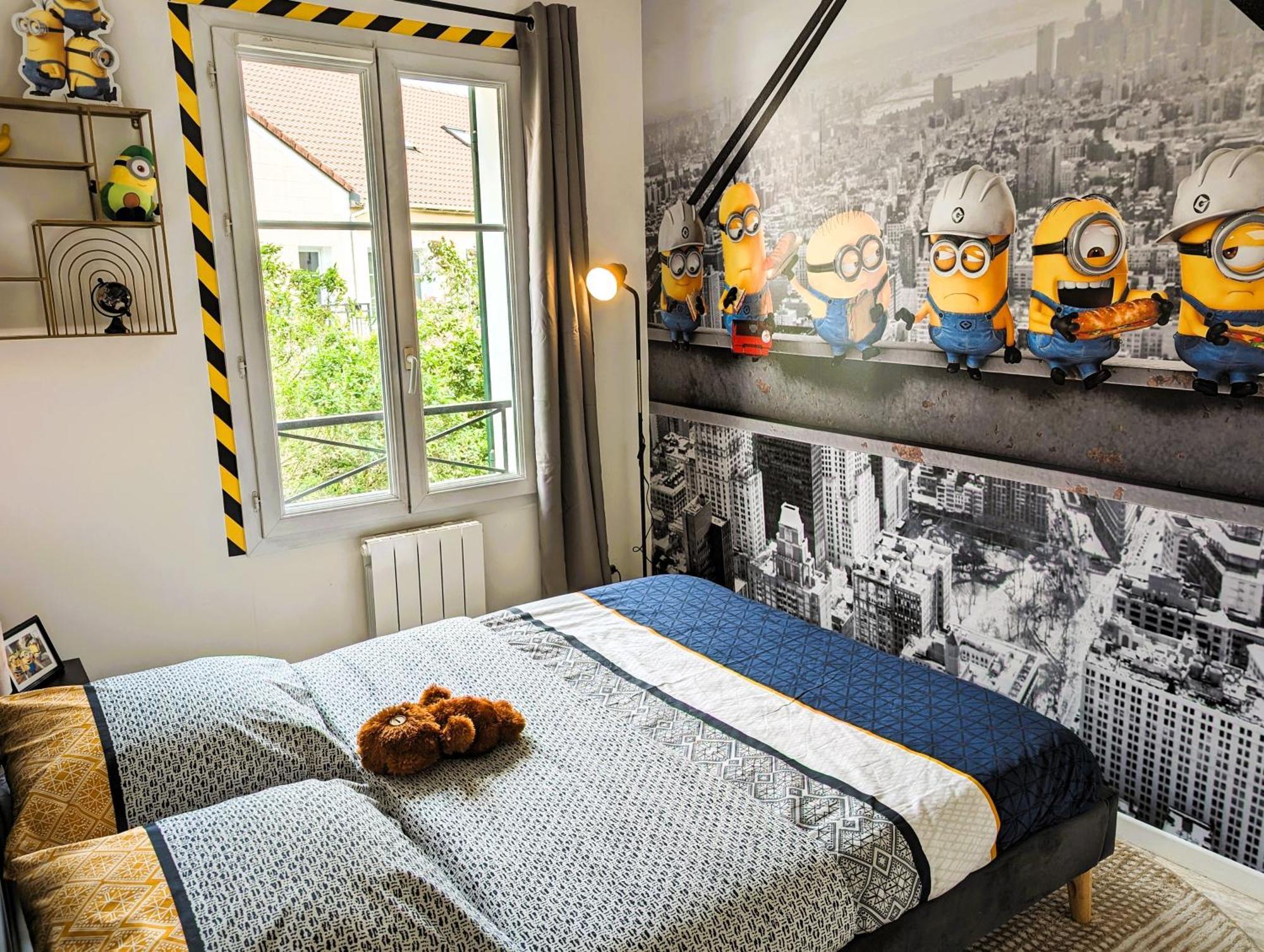 Le Repaire Des Minions - 10' Disney - Familial Баї-Роменвільє Екстер'єр фото